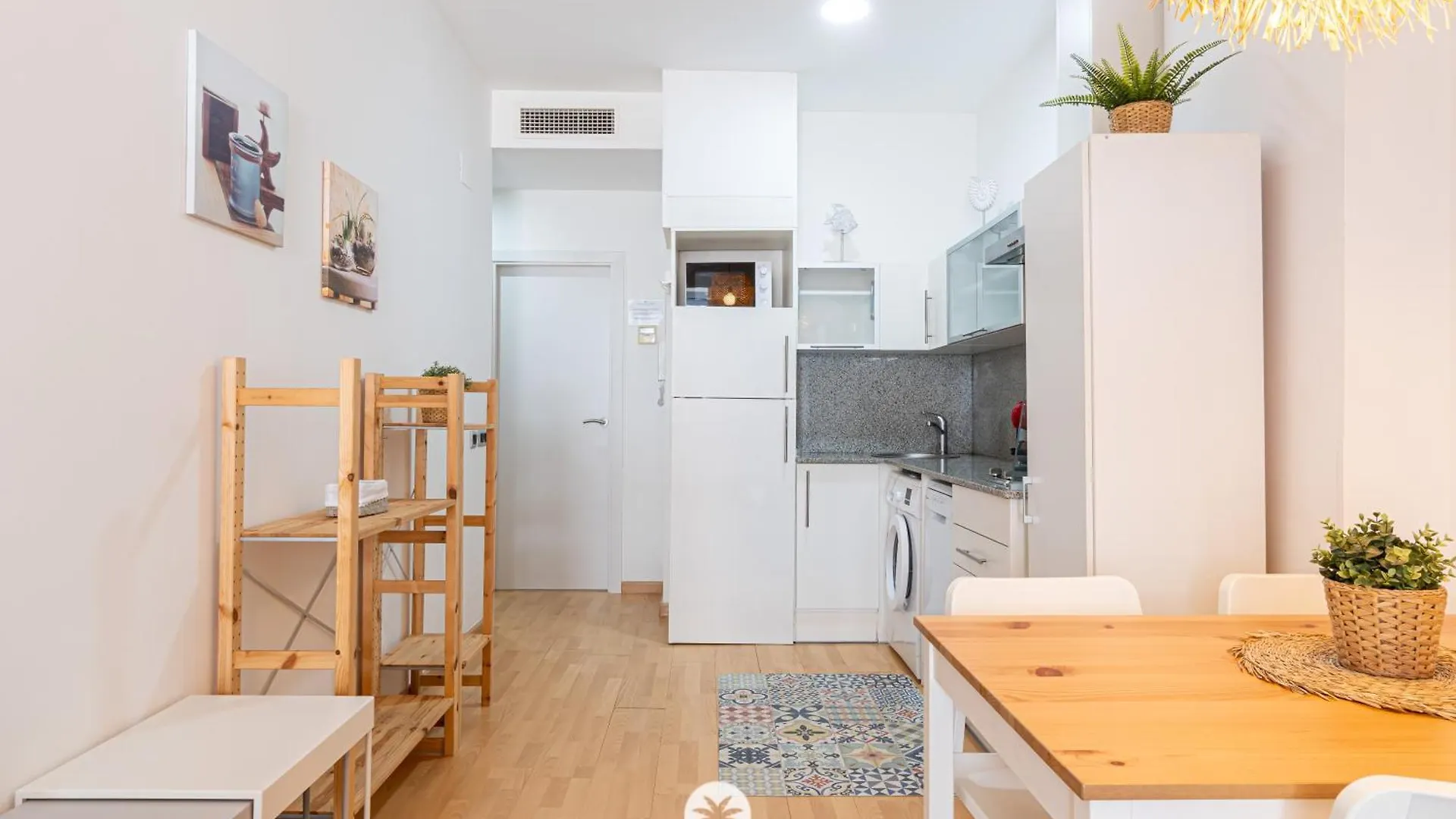 Mediterranean Way - Tarragona Central Apartments
