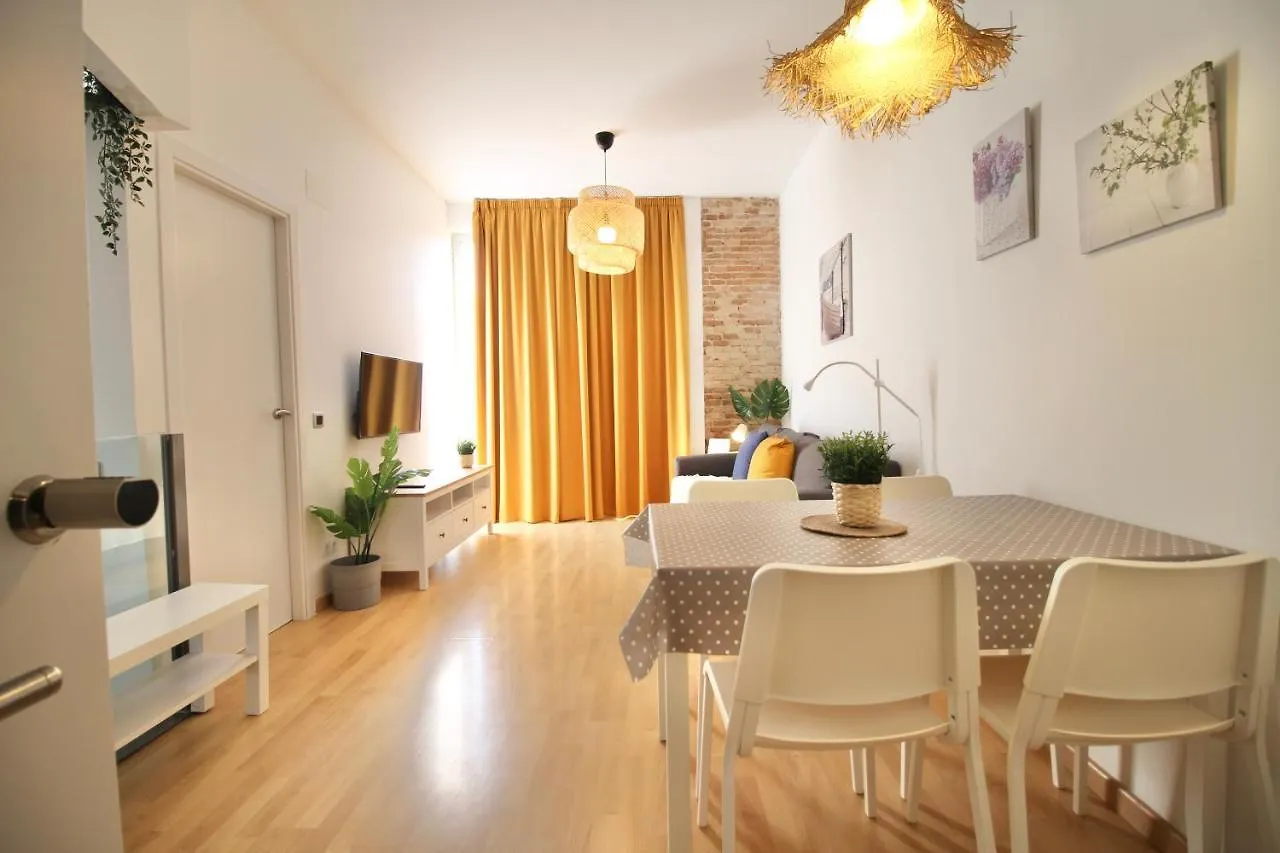 Mediterranean Way - Tarragona Central Apartments location